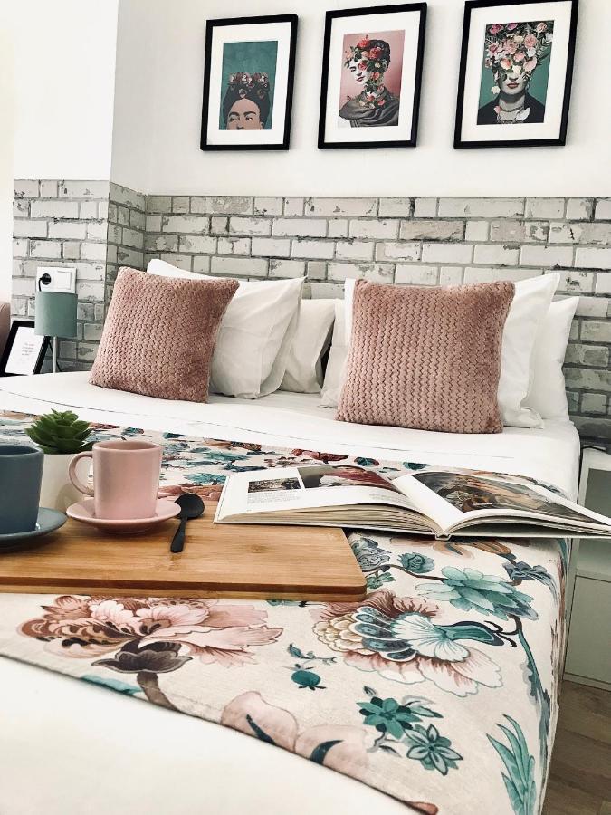 Apartamentos Elite - Art Collection - Frida Mérida Dış mekan fotoğraf